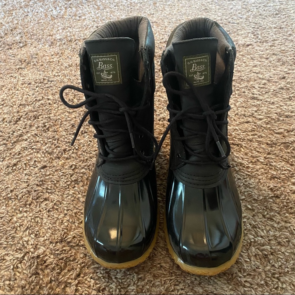 EUC!! Leather ducks boots!